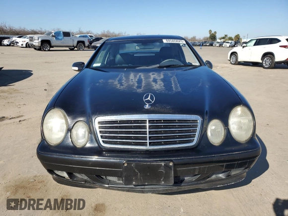 2002 Mercedes-Benz CLK 320/430 with VIN WDBLJ65G22T121261, listed as a Copart auction lot 88505625 with 208,243 mi miles and Salvage Title. Bid and sale history available at DreamBid. Image 5.