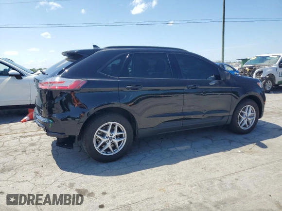 2022 Ford Edge SE with VIN 2FMPK4G93NBB11809, listed as a Copart auction lot 57351495 with 32,119 mi miles and Salvage title. Bid and sale history available at DreamBid. Image 3.
