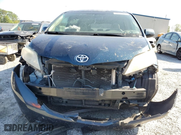 2011 Toyota Sienna LE AAS с VIN 5TDKK3DC9BS151475, выставлен на аукционе Copart как лот 54711715 с пробегом 179 100 миль миль и Списание • Salvage title. История ставок и продаж доступна на DreamBid. Изображение 5.