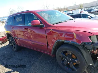 2015 Jeep Grand Cherokee Laredo with VIN 1C4RJFAG5FC659962, listed as a IAAI auction lot 41810410 with 109,141 mi miles. Bid and sale history available at carsss.com. Image 17.