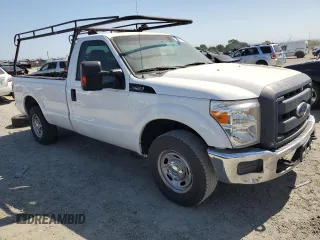 2014 Ford F-250 XL z VIN 1FTBF2A63EEA73881, wystawiony jako Copart lot #57694895 z przebiegiem 228 589 mil mil oraz Czysty tytuł • Clean title. Historia ofert i sprzedaży dostępna na DreamBid. Obrazek 4.