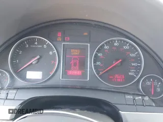 2002 Audi A4 1.8T with VIN WAUVC68E22A312850, listed as a IAAI auction lot 41925331 with 171,831 mi miles. Bid and sale history available at carsss.com. Image 7.