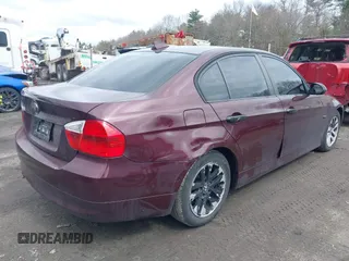 2007 BMW 3 Series 328xi z VIN WBAVC73577KP35907, wystawiony jako IAAI lot #41855762 z przebiegiem 159 594 mil mil oraz . Historia ofert i sprzedaży dostępna na DreamBid. Obrazek 4.