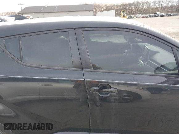 2018 Toyota C-HR XLE with VIN NMTKHMBX9JR001731, listed as a IAAI auction lot 41835918 with 138,087 mi miles. Bid and sale history available at carsss.com. Image 13.