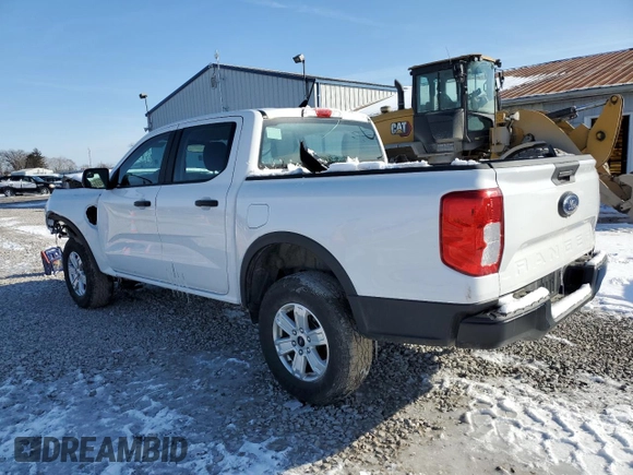 2024 Ford Ranger XL with VIN 1FTER4BHXRLE19815, listed as a Copart auction lot 43985445 with 34,304 mi miles and Salvage Title. Bid and sale history available at carsss.com. Image 2.