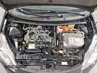 2016 Toyota Prius One z VIN JTDKDTB35G1125022, wystawiony jako Copart lot #53559105 z przebiegiem 65 001 mil mil oraz Czysty tytuł • Clean title. Historia ofert i sprzedaży dostępna na DreamBid. Obrazek 11.