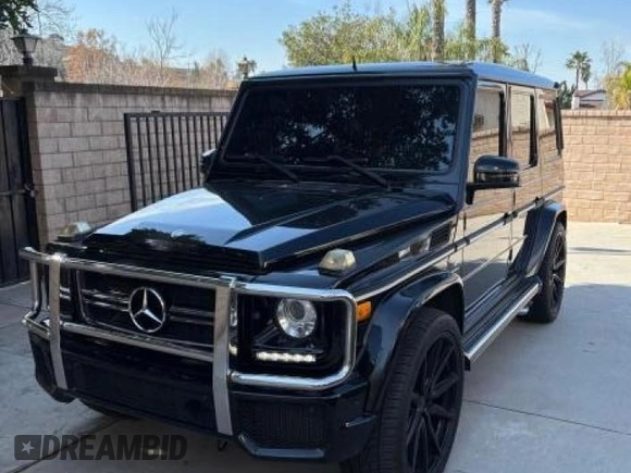 2013 Mercedes-Benz G-Class AMG G 63 with VIN WDCYC7DF5DX203233, listed as a Copart auction lot 43227545 with 92,674 mi miles and Clean Title. Bid and sale history available at carsss.com. Image 2.