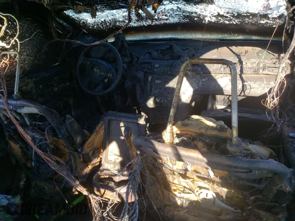 2016 Honda Odyssey SE with VIN 5FNRL5H3XGB082597, listed as a Copart auction lot 46324855 with Not Provided miles and Salvage Title. Bid and sale history available at DreamBid. Image 8.