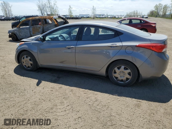 2013 Hyundai Elantra GLS z VIN 5NPDH4AE0DH194355, wystawiony jako Copart lot #57059235 z przebiegiem 199 999 mil mil oraz Szkoda całkowita • Salvage title. Historia ofert i sprzedaży dostępna na DreamBid. Obrazek 2.