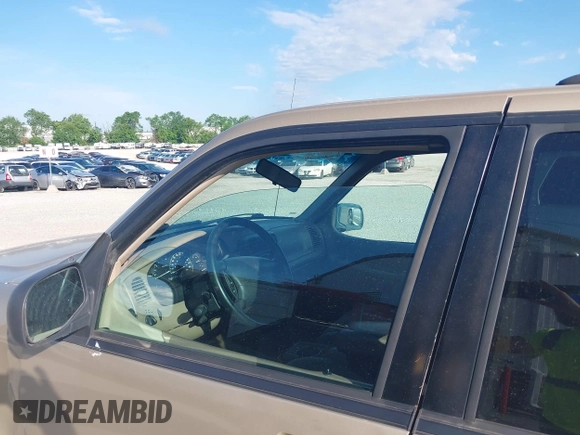 2001 Ford Explorer with VIN 1FMDU72E91ZA10543, listed as a IAAI auction lot 42316149 with 253,862 mi miles and . Bid and sale history available at DreamBid. Image 12.