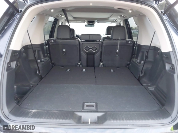 2024 Honda Pilot Touring with VIN 5FNYG1H72RB007519, listed as a IAAI auction lot 40973780 with 24,908 mi miles. Bid and sale history available at carsss.com. Image 20.