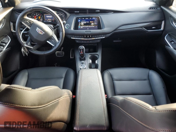 2022 Cadillac XT4 FWD Sport with VIN 1GYFZER48NF169913, listed as a Copart auction lot 84457034 with 36,406 mi miles and Clean title. Bid and sale history available at DreamBid. Image 8.