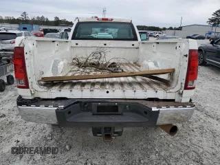 2014 GMC Sierra 1500 with VIN 1GT01ZC88EF185972, listed as a Copart auction lot 44773564 with 369,968 mi miles and Salvage Title. Bid and sale history available at DreamBid. Image 6.