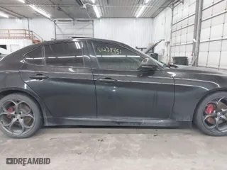 2019 Alfa Romeo Giulia Ti with VIN ZARFAMBN3K7608778, listed as a IAAI auction lot 41238451 with 1 mi miles. Bid and sale history available at carsss.com. Image 13.
