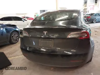 2022 Tesla Model 3 with VIN 5YJ3E1EA4NF187113, listed as a IAAI auction lot 41712331 with 81,879 mi miles and . Bid and sale history available at DreamBid. Image 17.