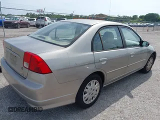 2004 Honda Civic LX with VIN 2HGES16594H601211, listed as a IAAI auction lot 42097402 with 89,572 mi miles. Bid and sale history available at carsss.com. Image 4.