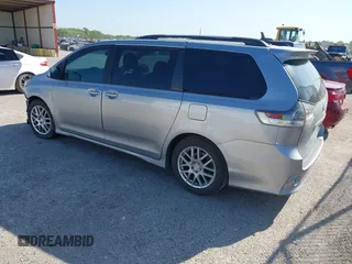 2011 Toyota Sienna SE with VIN 5TDXK3DC8BS131434, listed as a IAAI auction lot 42002675 with 209,396 mi miles. Bid and sale history available at carsss.com. Image 3.