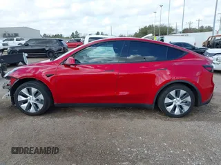 2020 Tesla Model Y Long Range with VIN 5YJYGDEE9LF009957, listed as a IAAI auction lot 41780248 with 31,053 mi miles and . Bid and sale history available at DreamBid. Image 15.