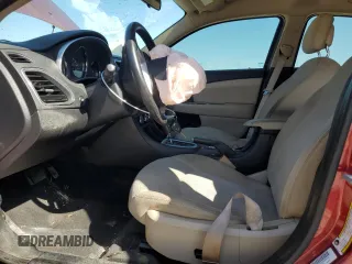 2011 Chrysler 200 Touring z VIN 1C3BC1FB3BN514191, wystawiony jako Copart lot #54098275 z przebiegiem 188 064 mil mil oraz Szkoda całkowita • Salvage title. Historia ofert i sprzedaży dostępna na DreamBid. Obrazek 7.
