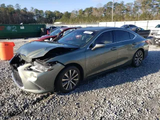 2019 Lexus ES with VIN 58ABZ1B11KU023085, listed as a Copart auction lot 47948015 with 70,676 mi miles and Salvage Title. Bid and sale history available at carsss.com. Image 1.