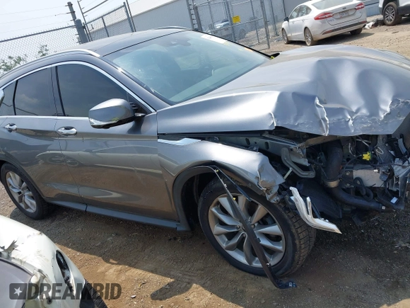 2019 Infiniti QX50 Luxe with VIN 3PCAJ5M38KF147982, listed as a IAAI auction lot 42498654 with 57,210 mi miles and . Bid and sale history available at DreamBid. Image 14.