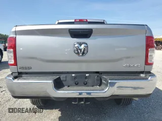 2024 Ram 2500 Tradesman with VIN 3C6UR5CJ3RG268498, listed as a Copart auction lot 68364344 with 33 mi miles and Salvage Title. Bid and sale history available at carsss.com. Image 6.