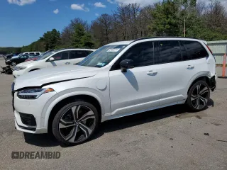 2022 Volvo XC90 R-Design with VIN YV4BR0CM5N1814897, listed as a Copart auction lot 60483314 with 35,622 mi miles and Salvage Title. Bid and sale history available at carsss.com. Image 1.