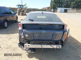 2016 Toyota Prius Two with VIN JTDKBRFU6G3510041, listed as a IAAI auction lot 42031473 with 157,885 mi miles. Bid and sale history available at carsss.com. Image 6.