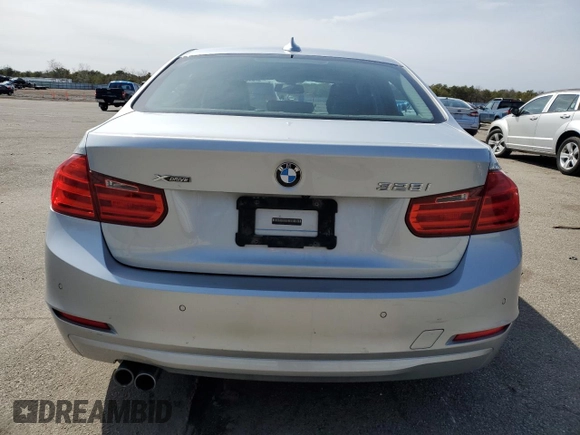 2013 BMW 3 Series 328i xDrive with VIN WBA3B5G54DNS03260, listed as a Copart auction lot 51511735 with 83,922 mi miles and Salvage title. Bid and sale history available at DreamBid. Image 6.