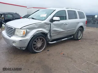 2008 Chrysler Aspen Limited with VIN 1A8HX58N88F136163, listed as a IAAI auction lot 41544496 with NaN miles. Bid and sale history available at carsss.com. Image 17.