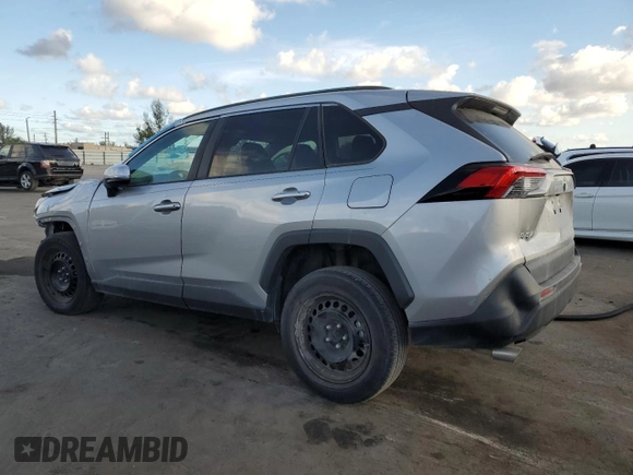 2020 Toyota RAV4 LE with VIN 2T3K1RFVXLC034798, listed as a Copart auction lot 44111085 with 42,011 mi miles and Clean Title. Bid and sale history available at DreamBid. Image 2.