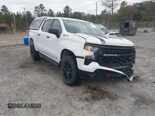 2022 Chevrolet Silverado 1500 Custom Trail Boss with VIN 3GCPDCEK7NG583197, listed as a IAAI auction lot 40958538 with 30,086 mi miles. Bid and sale history available at carsss.com. Image 1.