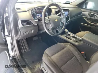 2022 Chevrolet Traverse LT Cloth z VIN 1GNERGKW9NJ150624, wystawiony jako IAAI lot #42530800 z przebiegiem 96 367 mil mil oraz . Historia ofert i sprzedaży dostępna na DreamBid. Obrazek 1.