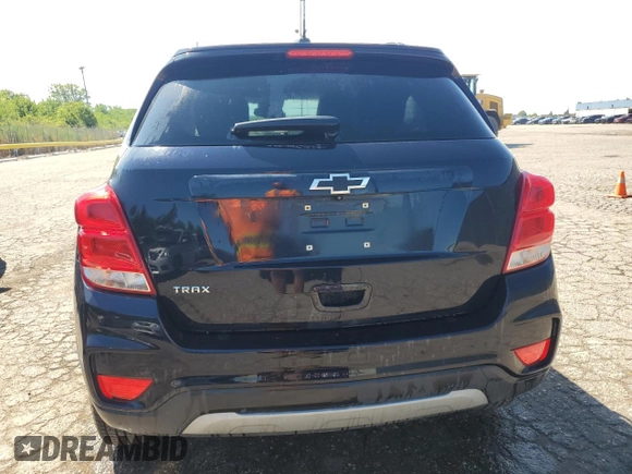 2021 Chevrolet Trax LT with VIN KL7CJLSB1MB314807, listed as a Copart auction lot 63122375 with 121,437 mi miles and Clean title. Bid and sale history available at DreamBid. Image 6.