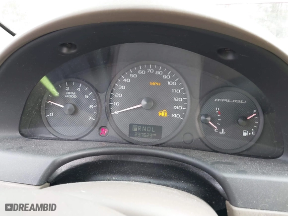 2005 Chevrolet Malibu LT with VIN 1G1ZU548X5F149568, listed as a IAAI auction lot 40870279 with 237,623 mi miles. Bid and sale history available at carsss.com. Image 7.