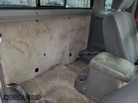 1999 Nissan Frontier XE with VIN 1N6ED26Y5XC308158, listed as a Copart auction lot 84320904 with 316,532 mi miles and Clean title. Bid and sale history available at DreamBid. Image 10.