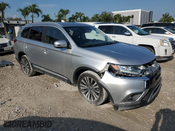 2020 Mitsubishi Outlander SE z VIN JA4AD3A36LZ028270, wystawiony jako Copart lot #58084565 z przebiegiem 49 111 mil mil oraz Szkoda całkowita • Salvage title. Historia ofert i sprzedaży dostępna na DreamBid. Obrazek 4.