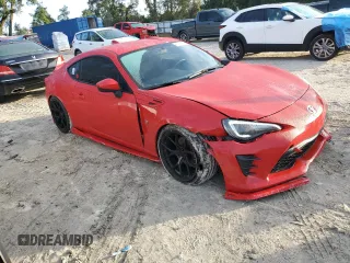 2017 Toyota 86 with VIN JF1ZNAA19H9702157, listed as a Copart auction lot 88060095 with 95,138 mi miles and Salvage Title. Bid and sale history available at carsss.com. Image 4.