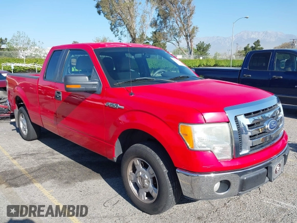 2010 Ford F-150 XL with VIN 1FTEX1C85AKB46148, listed as a IAAI auction lot 42003004 with 216,542 mi miles. Bid and sale history available at carsss.com. Image 1.