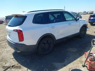 2022 Kia Telluride SX with VIN 5XYP5DHC0NG275634, listed as a IAAI auction lot 41634088 with 29,555 mi miles. Bid and sale history available at carsss.com. Image 4.
