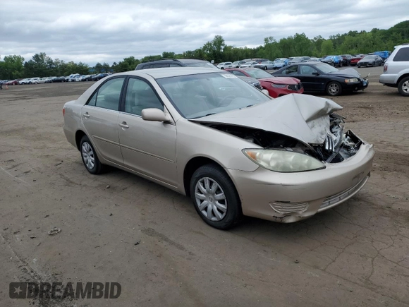 2005 Toyota Camry STD z VIN 4T1BE32K75U522999, wystawiony jako Copart lot #59615405 z przebiegiem Nie podano mil oraz Nie do naprawy • Non repairable. Historia ofert i sprzedaży dostępna na DreamBid. Obrazek 4.