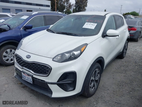2020 Kia Sportage LX with VIN KNDPM3AC5L7736800, listed as a IAAI auction lot 41757962 with 55,792 mi miles. Bid and sale history available at carsss.com. Image 2.