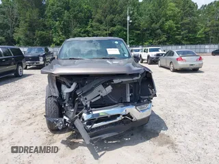 2022 Ford F-150 XL z VIN 1FTEW1EB9NFB50424, wystawiony jako IAAI lot #42553241 z przebiegiem 32 982 mil mil oraz . Historia ofert i sprzedaży dostępna na DreamBid. Obrazek 12.