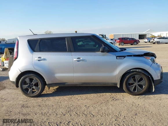 2017 Kia Soul with VIN KNDJN2A26H7484289, listed as a IAAI auction lot 41290574 with 82,860 mi miles. Bid and sale history available at carsss.com. Image 13.