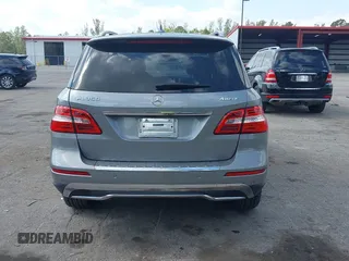 2012 Mercedes-Benz M ML 350 with VIN 4JGDA5HBXCA068916, listed as a IAAI auction lot 42096508 with 69,881 mi miles and . Bid and sale history available at carsss.com. Image 16.