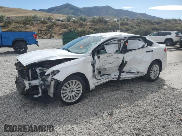 2016 Ford Fusion SE Hybrid с VIN 3FA6P0LU6GR356098, выставлен на аукционе Copart как лот 63695405 с пробегом Не указан миль и Списание • Salvage title. История ставок и продаж доступна на DreamBid. Изображение 1.