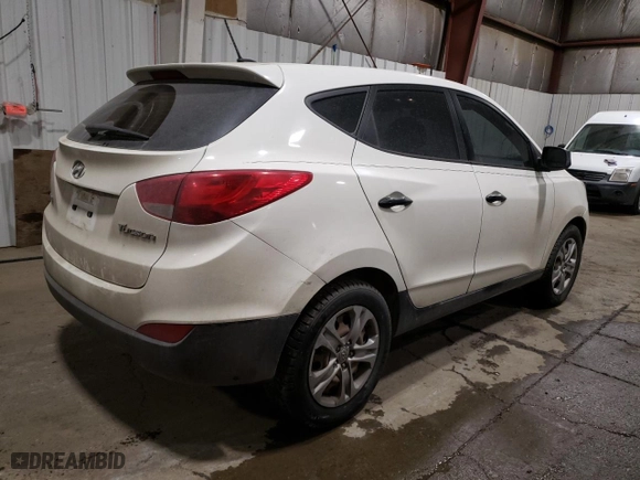 2010 Hyundai Tucson GLS with VIN KM8JT3AC0AU064955, listed as a Copart auction lot 47128395 with 154,232 mi miles and Salvage Title. Bid and sale history available at carsss.com. Image 3.