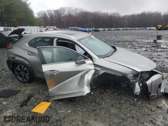 2021 Lexus UX with VIN JTHP9JBH1M2039301, listed as a Copart auction lot 50186785 with 32,242 mi miles and Salvage Title. Bid and sale history available at carsss.com. Image 4.