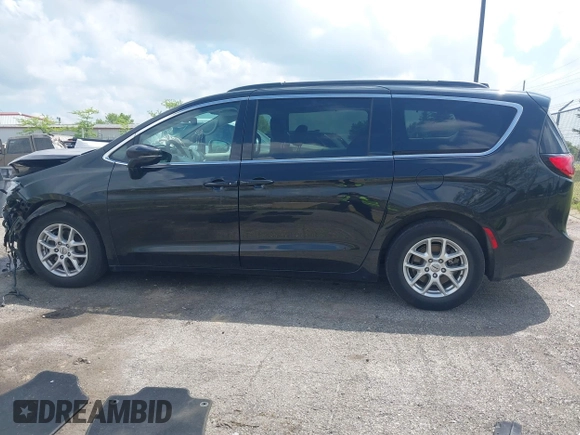 2022 Chrysler Pacifica Touring L z VIN 2C4RC1BG3NR146081, wystawiony jako IAAI lot #42271689 z przebiegiem 44 602 mil mil oraz . Historia ofert i sprzedaży dostępna na DreamBid. Obrazek 14.