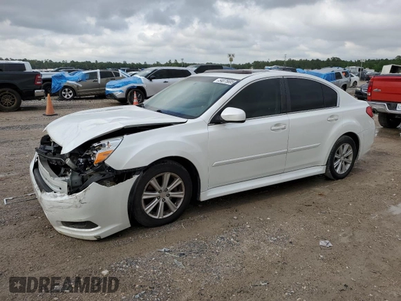 2012 Subaru Legacy Premium z VIN 4S3BMCG64C3020537, wystawiony jako Copart lot #54075685 z przebiegiem 68 353 mil mil oraz Szkoda całkowita • Salvage title. Historia ofert i sprzedaży dostępna na DreamBid. Obrazek 1.